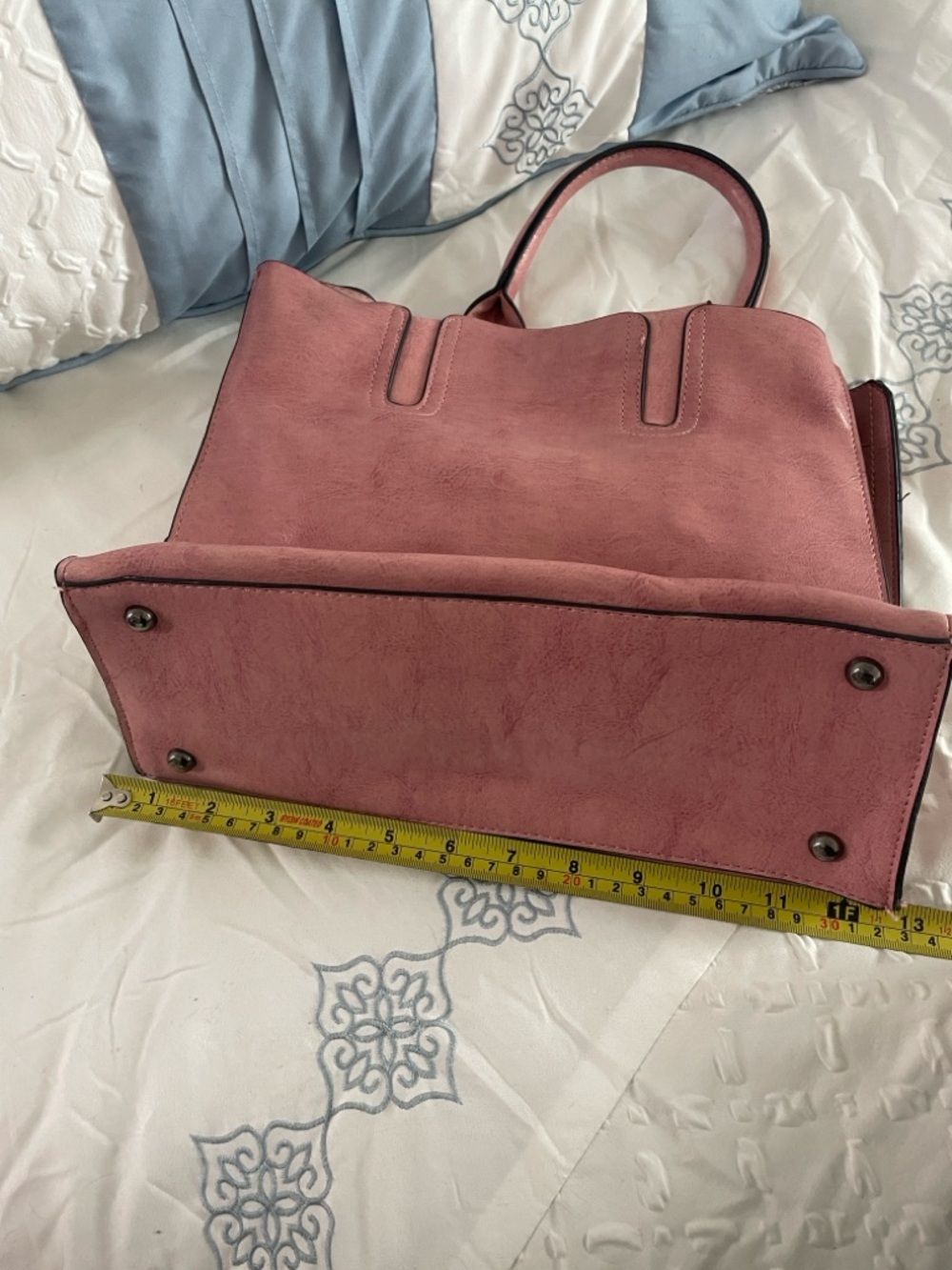Women’s Pink Crossbody Tote Bag - Versatile Everyday Carry - Picture 6 of 6